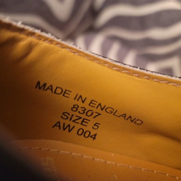 Blue Dr. Martens MIE Vintage Brogue Detail Mary Janes SIZE UK 5 US 7 - Picture 11 of 16